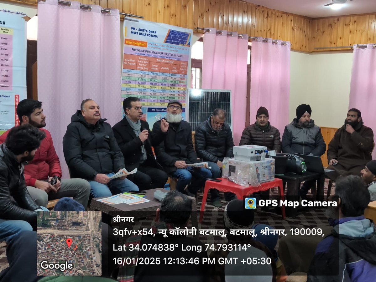 EDIIndRajbagh's tweet photo. PM Surya Ghar: Muft Bijli Yojana Public Awareness Camp held today (16.1.2025) at Community Hall Dyarwani Batmaloo. 
@kpdclofficial @cekpdcl @srinagaradmin @diprjk @hazuri_bagh @secircleII https://t.co/sAnbPqJn6z
