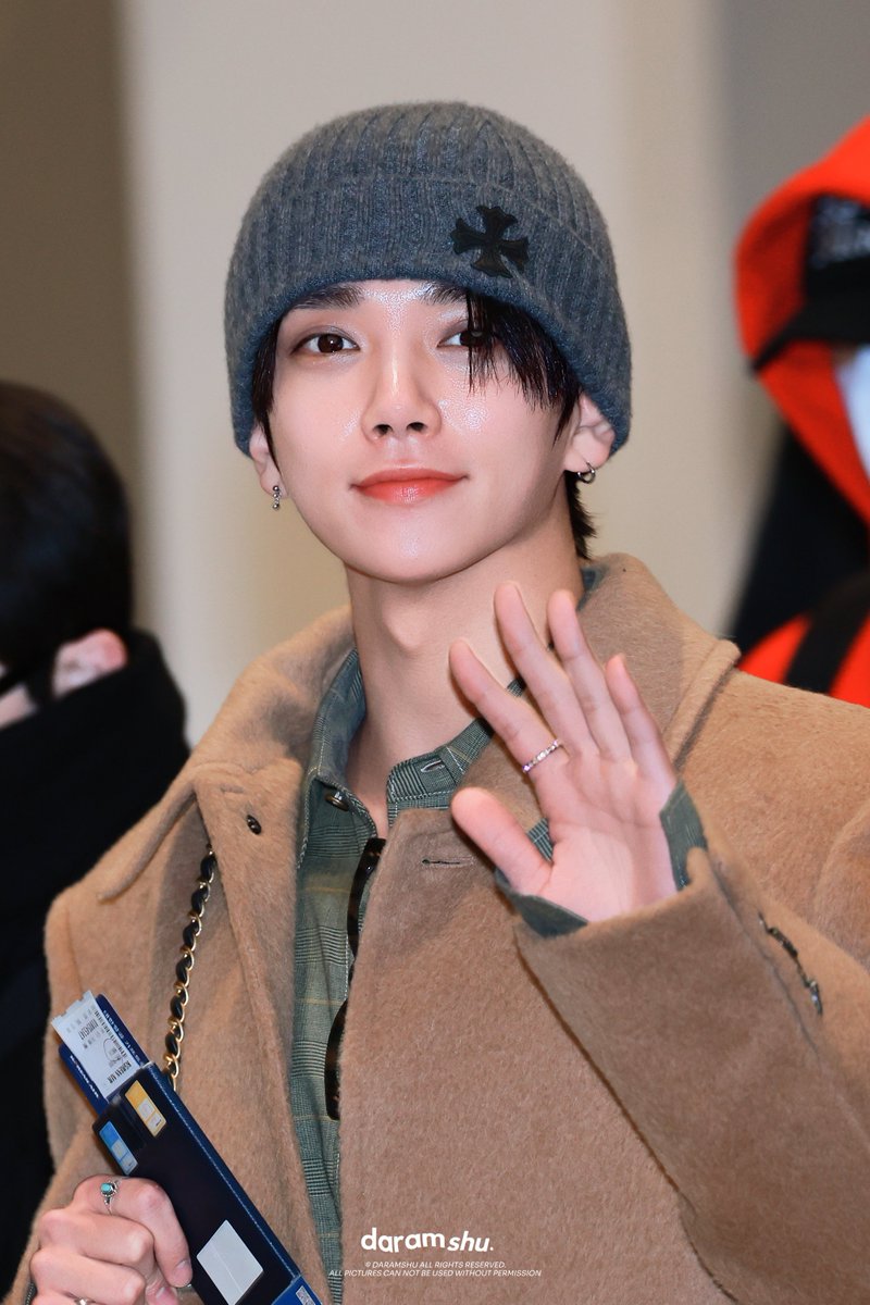 Daramshu1230's tweet photo. 💍
250116 ICN 
#JOSHUA #SEVENTEEN 
#조슈아 #세븐틴 https://t.co/IltmzNU9qM