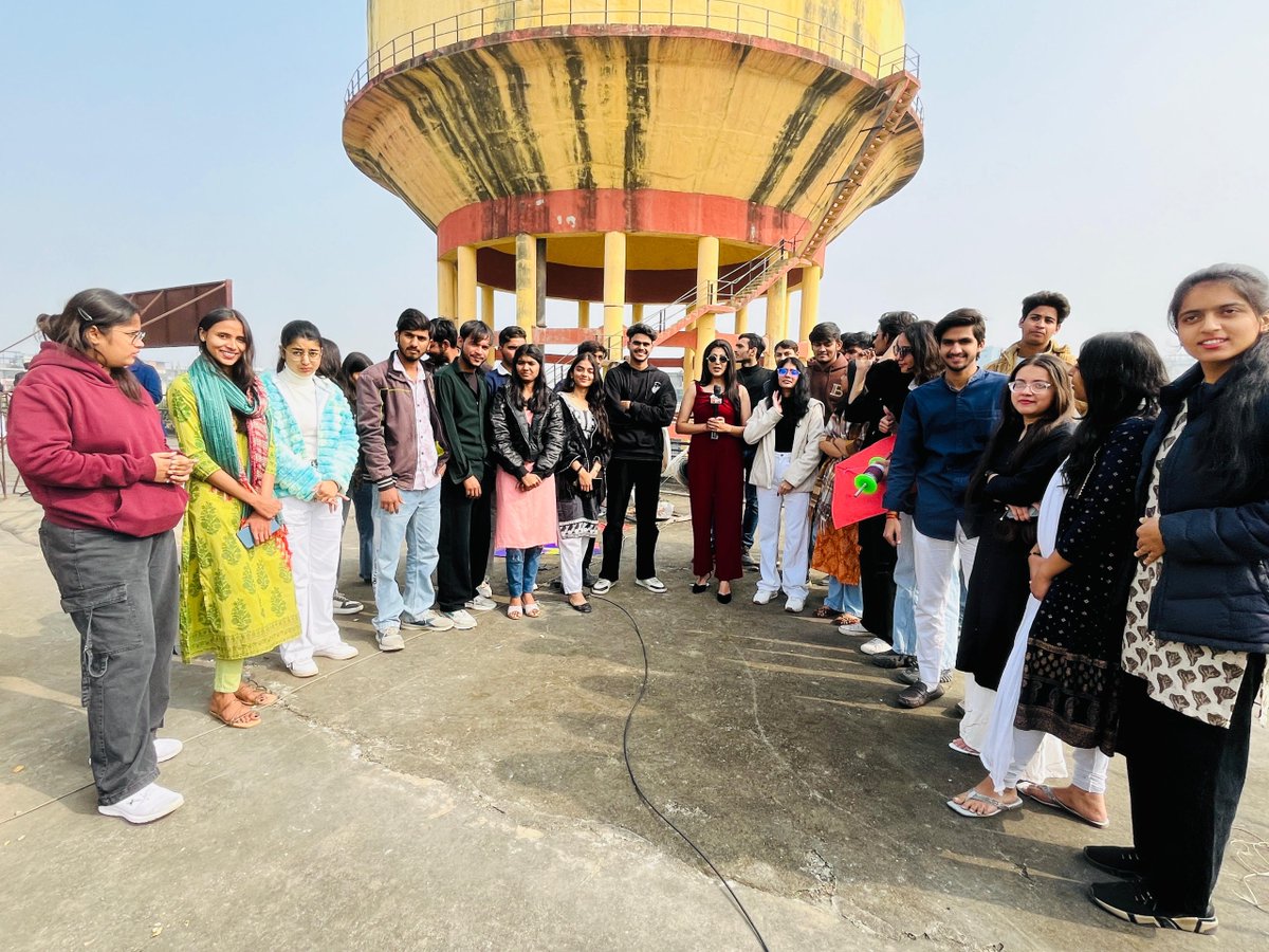 ipsjaipur's tweet image. Masti Aur Mauj Ka Tufaan: IPS COLLEGE Ne Sakrat Ko Banaya Ekdum Yaadon Wala Din! 🎉✨
#IPSCollege #SakratCelebration #FunAndFrolic #UnforgettableMoments #MastiKaMahina #StudentLifeVibes #CelebrationTime #CollegeFestivities #YaadonWalaDin #TogetherAtIPS