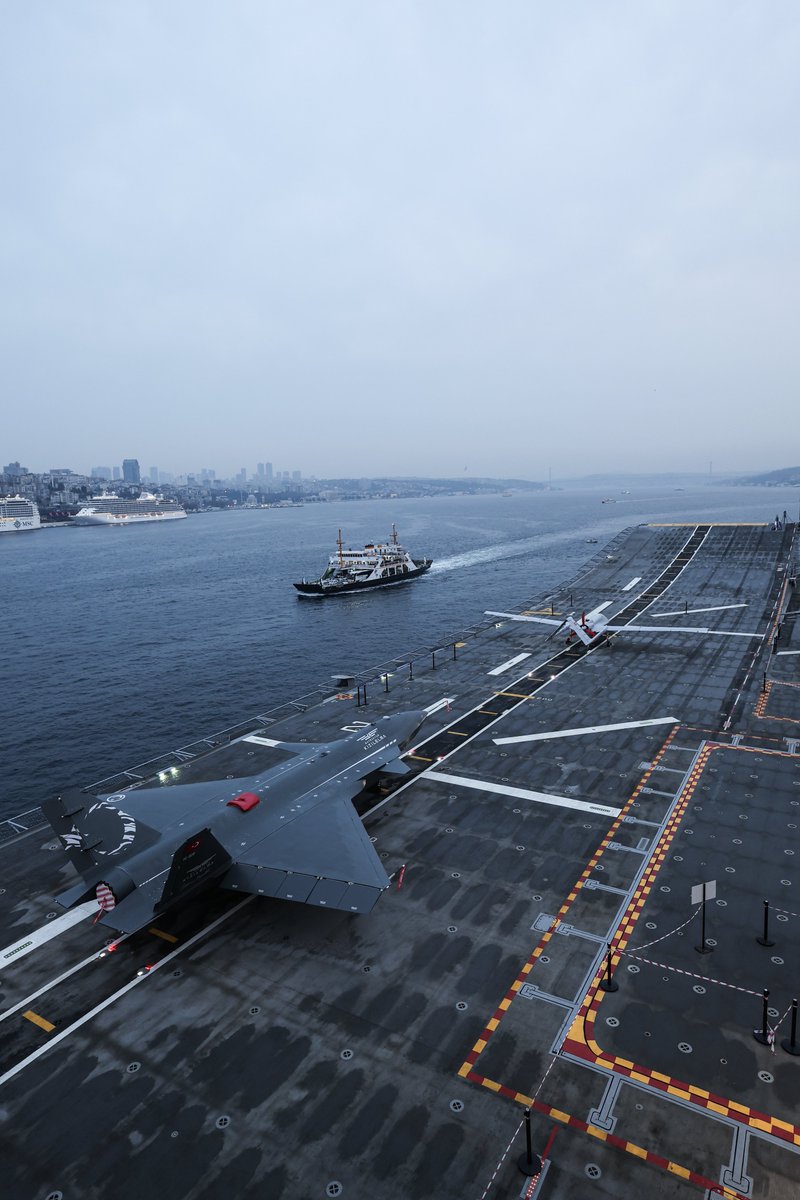 ww3mediaa's tweet photo. 🔴Baykar da sosyal medyadaki akıma katıldı:

“Tıkla, basılı tut ve 4K kalitesinde yükle. ⚓️✈️” https://t.co/x0HJZaaK0V