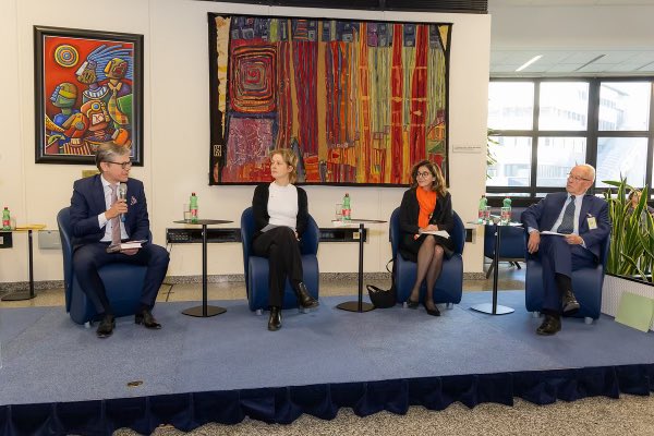 swiss_un's tweet image. The 🇨🇭 Mission to the UN in Vienna marked the 75th anniversary of the Geneva Convention, reaffirming Switzerland‘s commitment to #IHL. Let’s concentrate on humanity @SwissHumAidUnit @ICRC @PhotoElysee #UNVienna #ORK