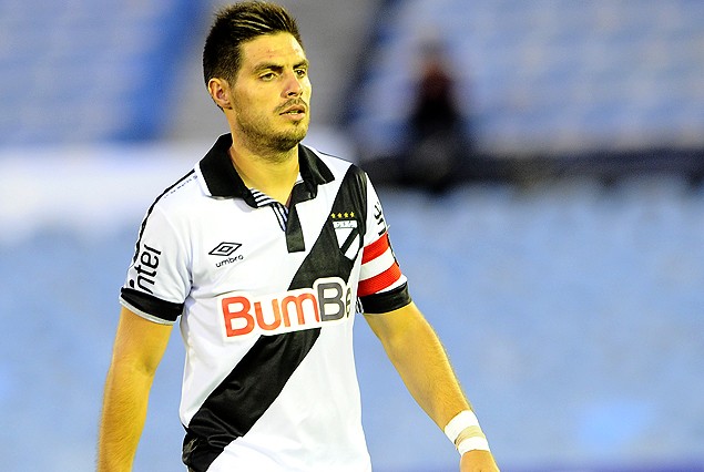 A por el <a href="/DanubioFC/">Danubio Fútbol Club</a>