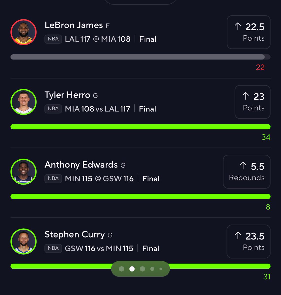 Rubeeeezy's tweet photo. @toosii2x I switched bron to points and still got cooked 😭 https://t.co/SHU1mybQ8L