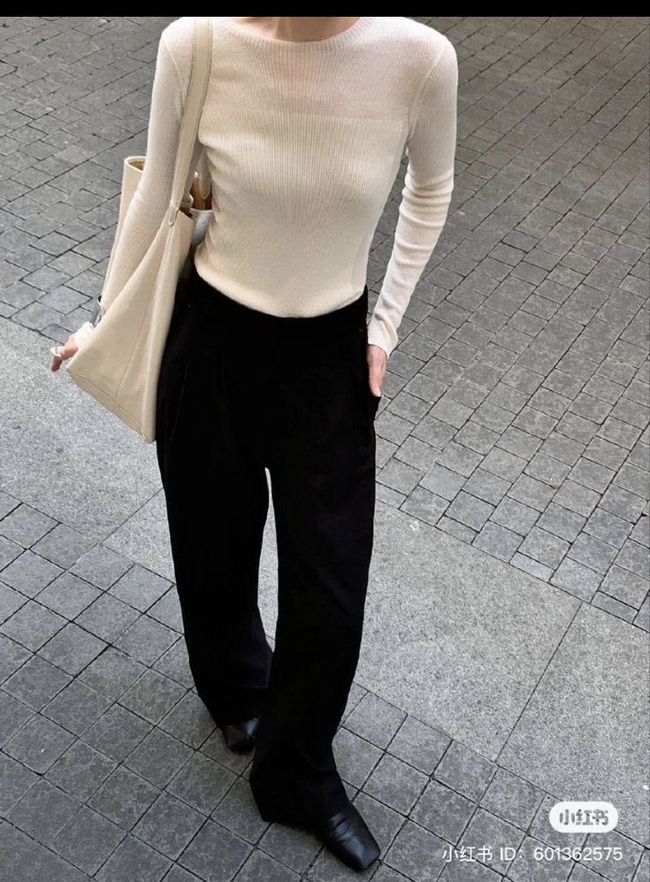 desertcolumn's tweet image. thursday: early morning gym, steam room, work breakfast, busy day, lunchtime recovery run, wrapping up the week, reading on commute home, making miso soup, early bedtime to catch up on rest