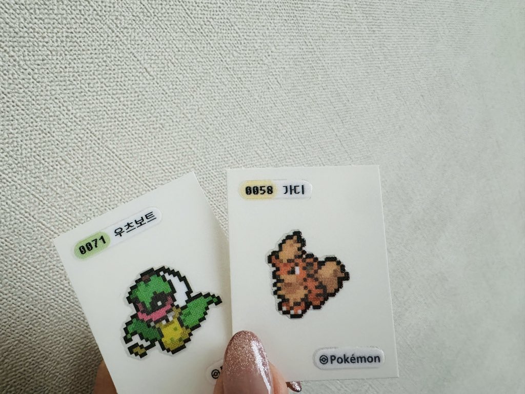 韓国のコンビニで買ったポケモンパンについてたゲームドット絵のシール