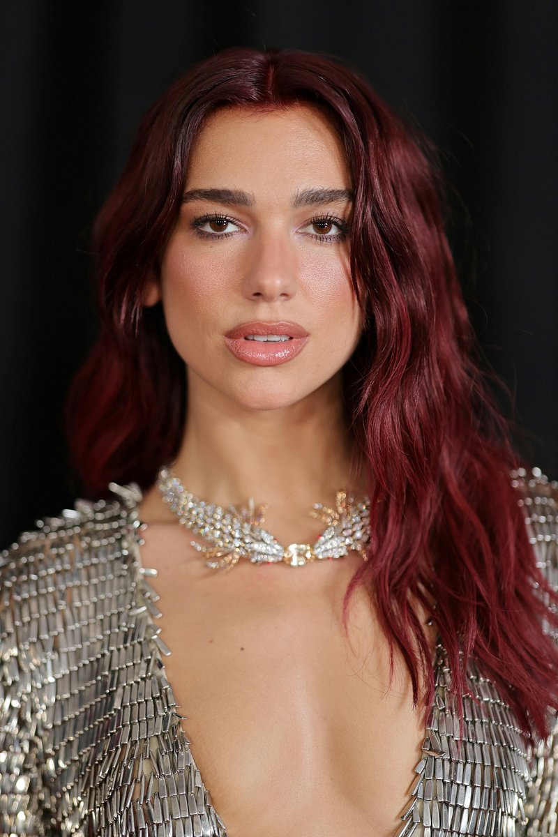 Dua Lipa in 4K
