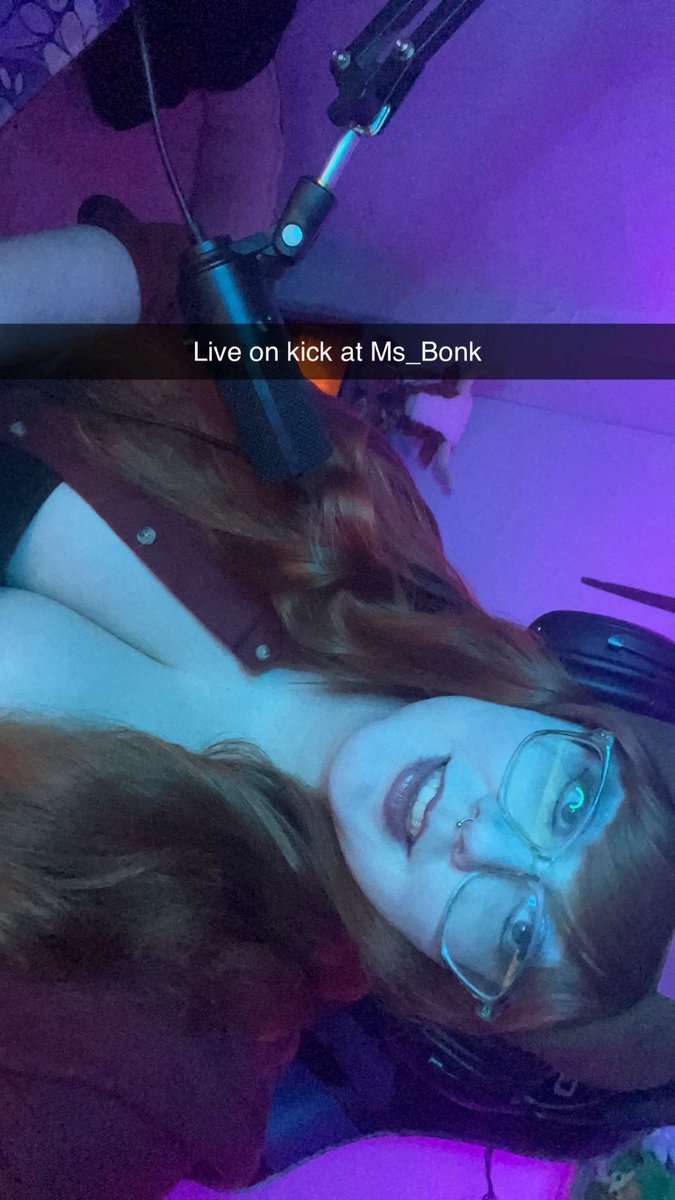 Ms_Bonk's tweet photo. Come by and see the live! Always down to chat and talk. Watch me be a goofball 🤣💜 #fyp #fypシ #viral #foryou #smallcreator #fypシ゚viral #wavytalk #deadbydaylight #dbd #dbdtiktok #streamer #egirl #streamersoftiktok #kick #kickstreaming #Valorant https://t.co/L1AMcOcPhx