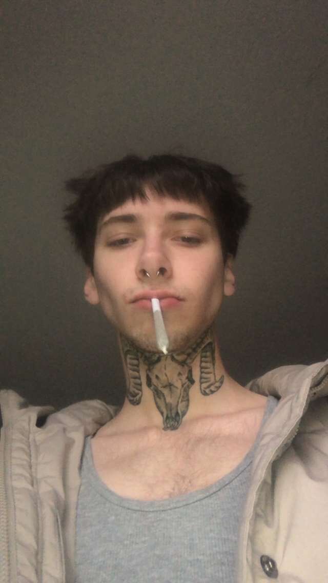 gothtongue's tweet photo. High asf new to #nsfwtwť 
#selling in dms ;) 💧 🍆 https://t.co/8h5imALLGo