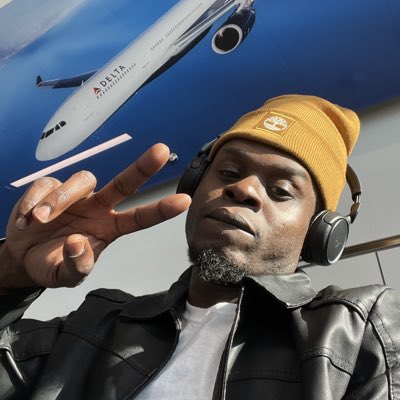 LZTheCEO's tweet photo. #NewProfilePic https://t.co/lWGwGPKhHN