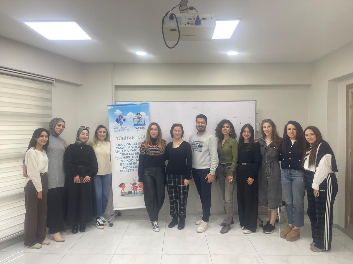 Perojemizin ikinci aşaması olan deneysel sürece başladık. Deneysel süreçte TATBİK modelini uygulayacak öğretmen arkadaşlarımızla tanıştık. Hepsine katkıları için teşekkür ederiz.