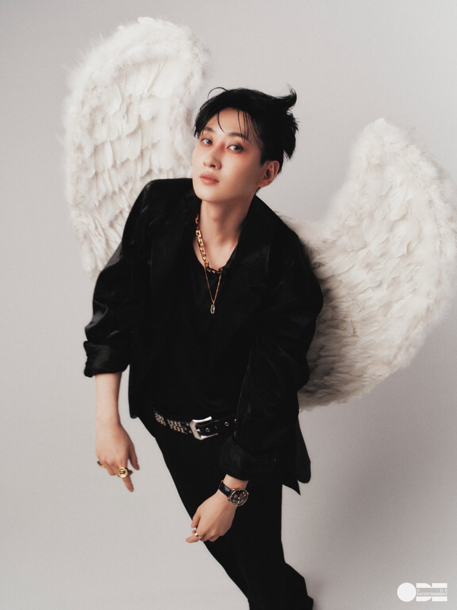 SJ_DnE_official's tweet image. EUNHYUK THE 1ST MINI ALBUM [EXPLORER]
𝑪𝑶𝑵𝑪𝑬𝑷𝑻 𝑷𝑯𝑶𝑻𝑶 #3

2025. 01. 27 6PM (KST)
COMING SOON

#은혁 #EUNHYUK
#슈퍼주니어DnE #SuperJuniorDnE
#EXPLORER