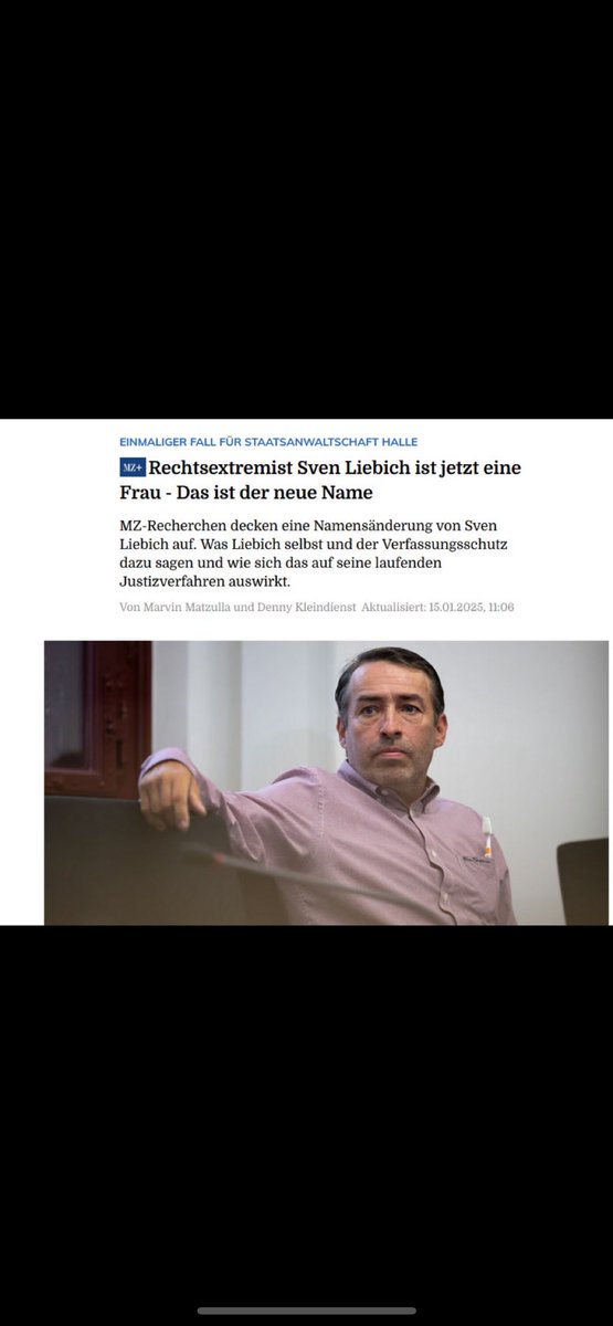 mbinswanger's tweet photo. Auch Rechtsextremisten fühlen sich nicht immer wohl in ihrem Geschlecht. Aber wenigstens hat er ein Zahnbürsteli dabei. https://t.co/evPyFB5SfU