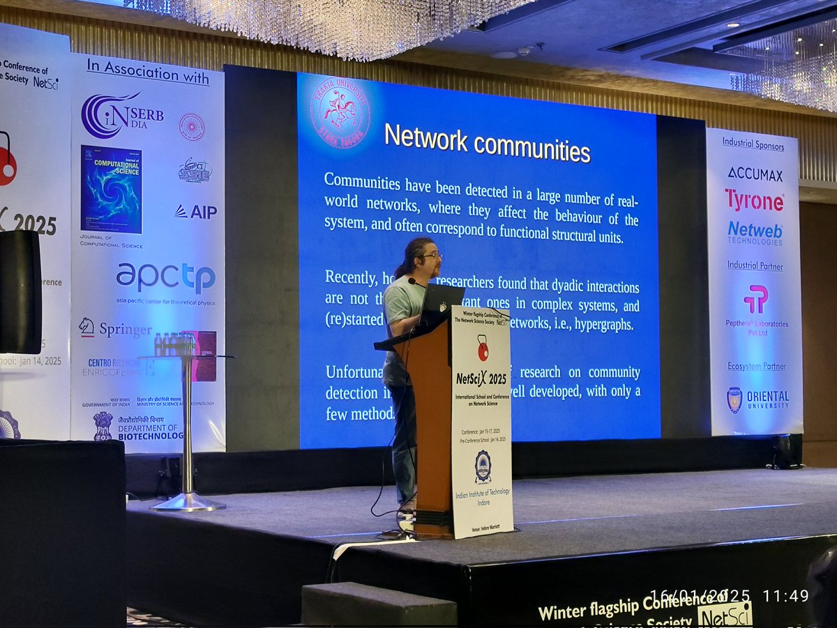 NetSciX 2025 (@netscix_2025) on Twitter photo Charo del Genio on k-uniform Hypergraphs: focus session on Hypergraphs <a href="/NetSciX_2025/">NetSciX 2025</a>
<a href="/HirokiSayama/">Hiroki Sayama</a>
<a href="/sarikajalan9/">sarika jalan</a> Charo del Genio on k-uniform Hypergraphs: focus session on Hypergraphs <a href="/NetSciX_2025/">NetSciX 2025</a>
<a href="/HirokiSayama/">Hiroki Sayama</a>
<a href="/sarikajalan9/">sarika jalan</a>