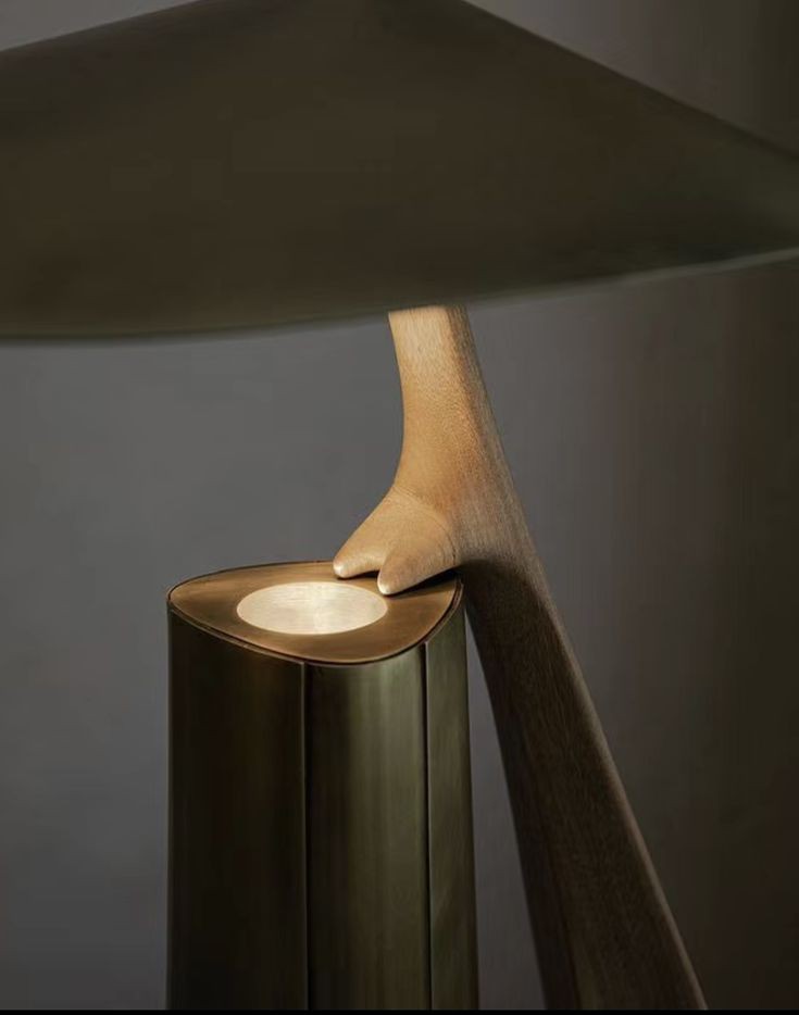 4AAAAart's tweet photo. Folia Lighting by Federico Stefanovich https://t.co/kMg5ABhvlL