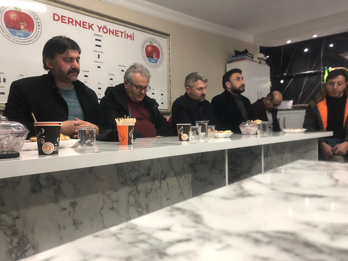 Üsküdar Gümüşhaneliler Dernek Başkanı Muammer Özkan'a  Kıymetli Annesinin Vefatından dolayı taziye ziyaretinde bulunduk. 
<a href="/demir_erdem/">Erdem DEMiR 🇹🇷</a>