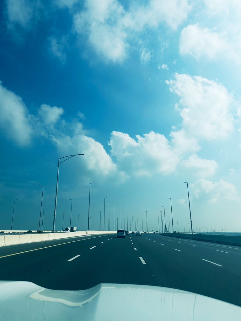 يارب اكتب لي الخير أينما كان وأرضني به واشرح لي صدري و يسّر لي أمري 🤍