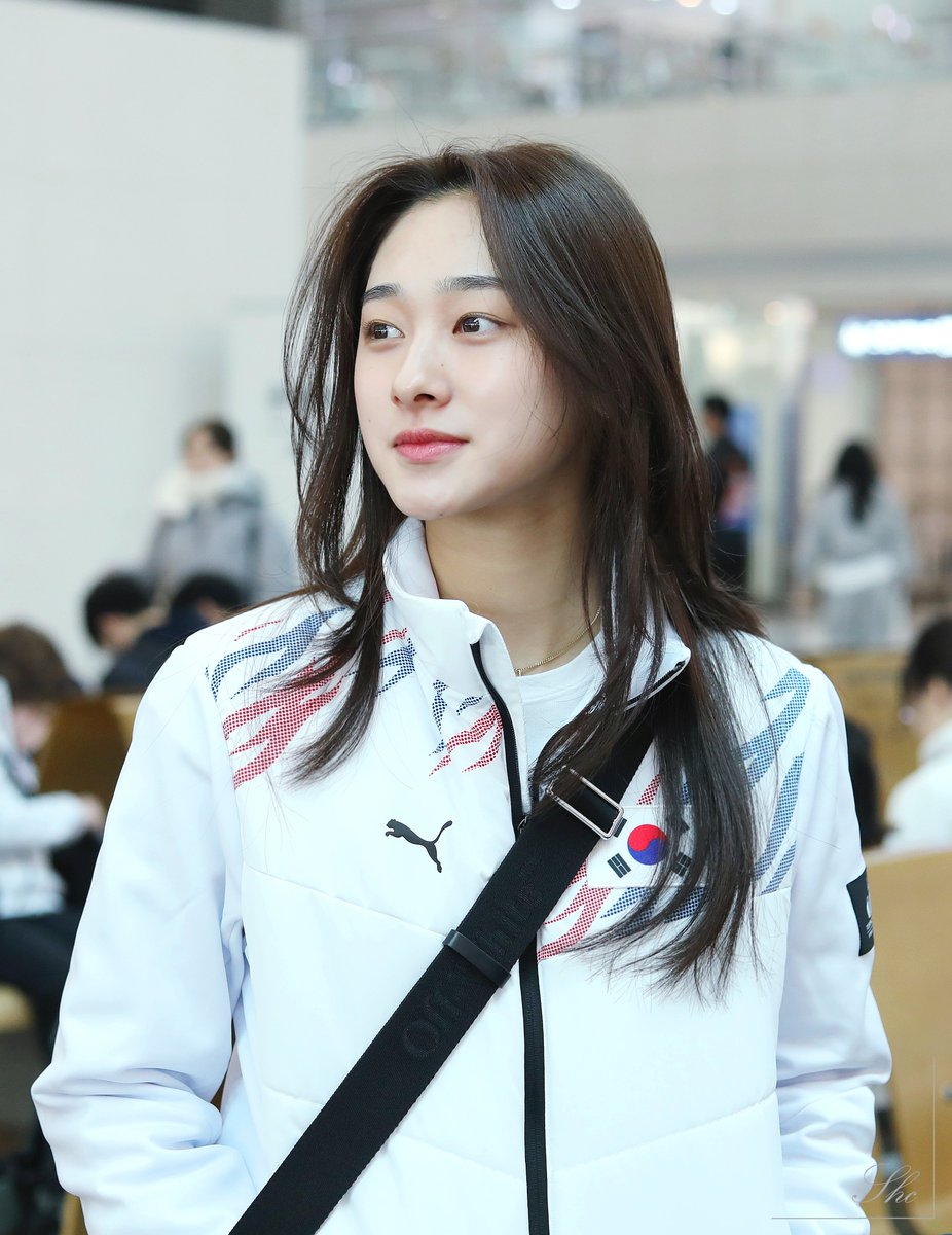 QueenYuna_shc's tweet photo. 250113 유니버시아드 출국 위서영❤️

#위��영 #SeoyeongWi #출국 #잘생김주의 https://t.co/g20V9eDv0r