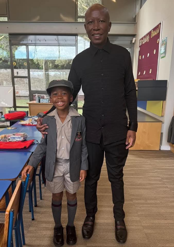 angelferxoxo's tweet photo. Julius Sello Malema seen accompanying his son who started Grade 1 yesterday. ❤️ https://t.co/kSxci2DfrK