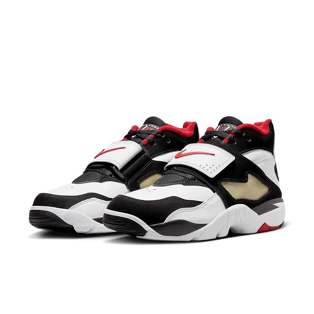 GAFollowers's tweet photo. Nike Air Diamond Turf "Atlanta" Releases January 24th 🏈
https://t.co/FKYALOkvKN