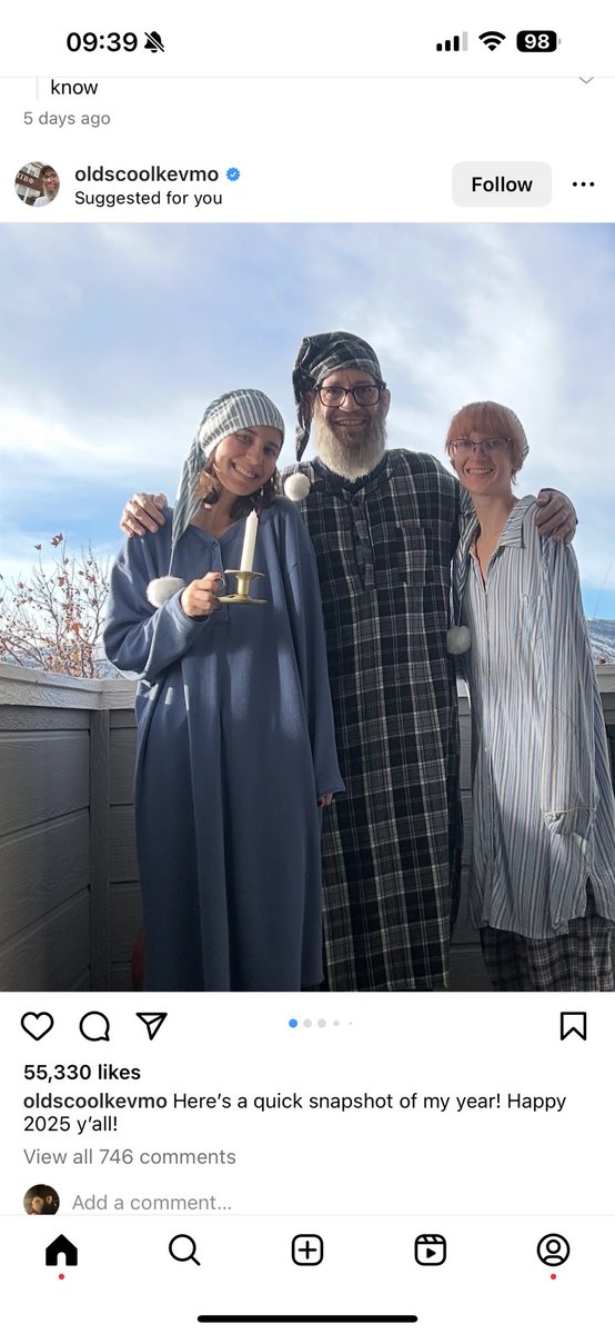 craigl99's tweet photo. @robmulholland found your dad looks like he’s in an Eastern European thouple @DeadMenTalkPod @DeadMenTom @FreddyQuinne https://t.co/HQhmy8E6Co