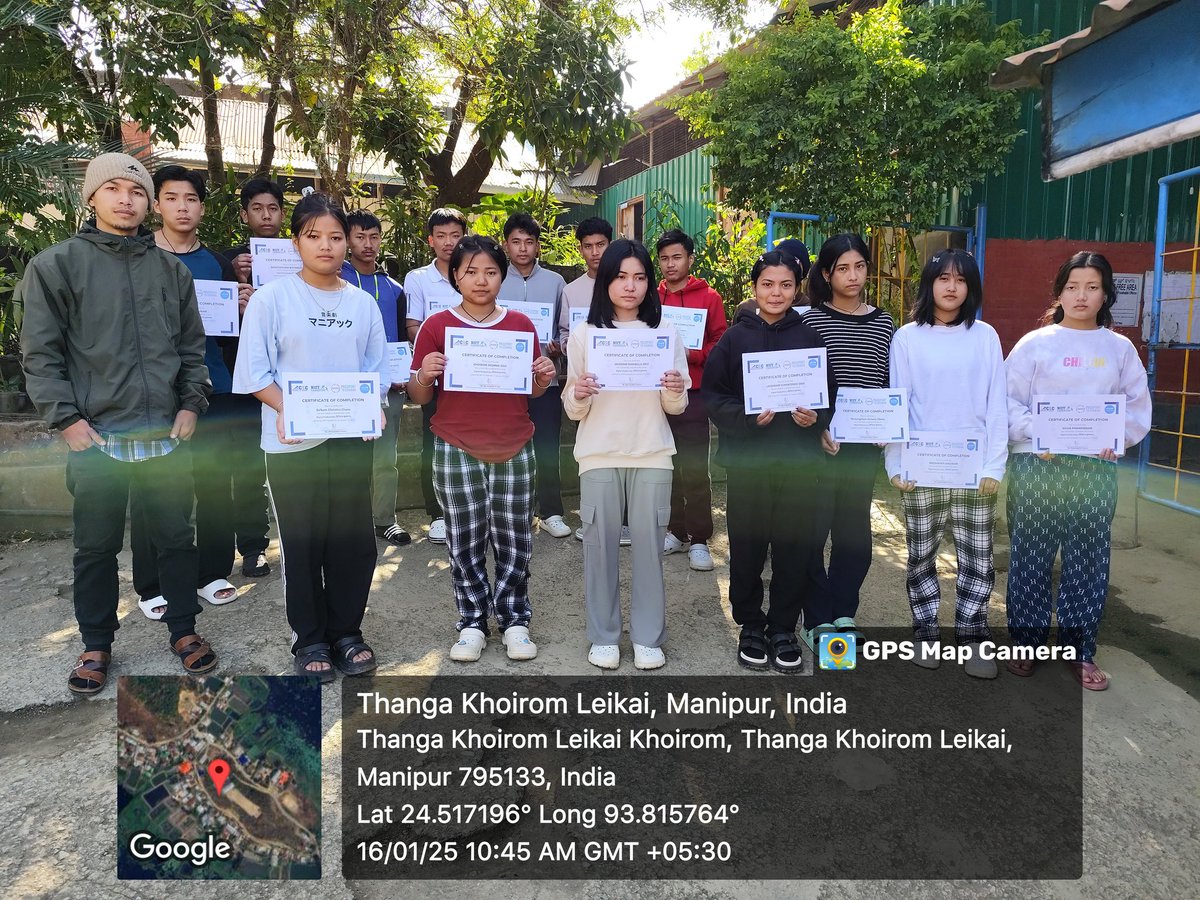 LalmaniMeitei's tweet photo. Passport 2 Earning Certificate Distribution Program 
#P2E #Digital_India #CSC #vle https://t.co/jzkVCq1QHk