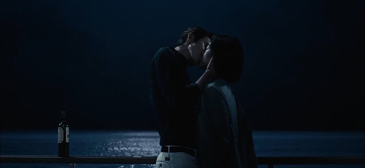 Nargeskdrama's tweet image. کیس❌
بلعیدن طرف مقابل ✔️

#PerfectProposal
#Kmovie