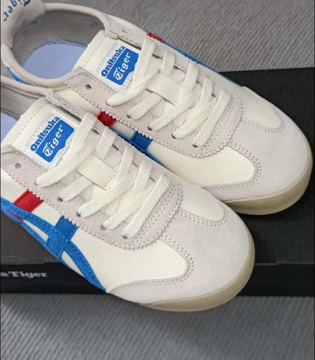 creamsn1's tweet photo. 💫💜ป้ายยารองเท้า onitsuka tiger รองเท้าในตำนาน พื้นบางเบาสบาย เหมือนไม่ได้ใส่ ไม่กัดเท้าใดๆเลย ดีไซน์สวยเท่ แมชท์ง่าย น้ำหนักเบา ใส่แล้วเท้า ขาดูเรียวขึ้น 

📌 https://t.co/KnLCd2ie5p https://t.co/USTMFqt3ok