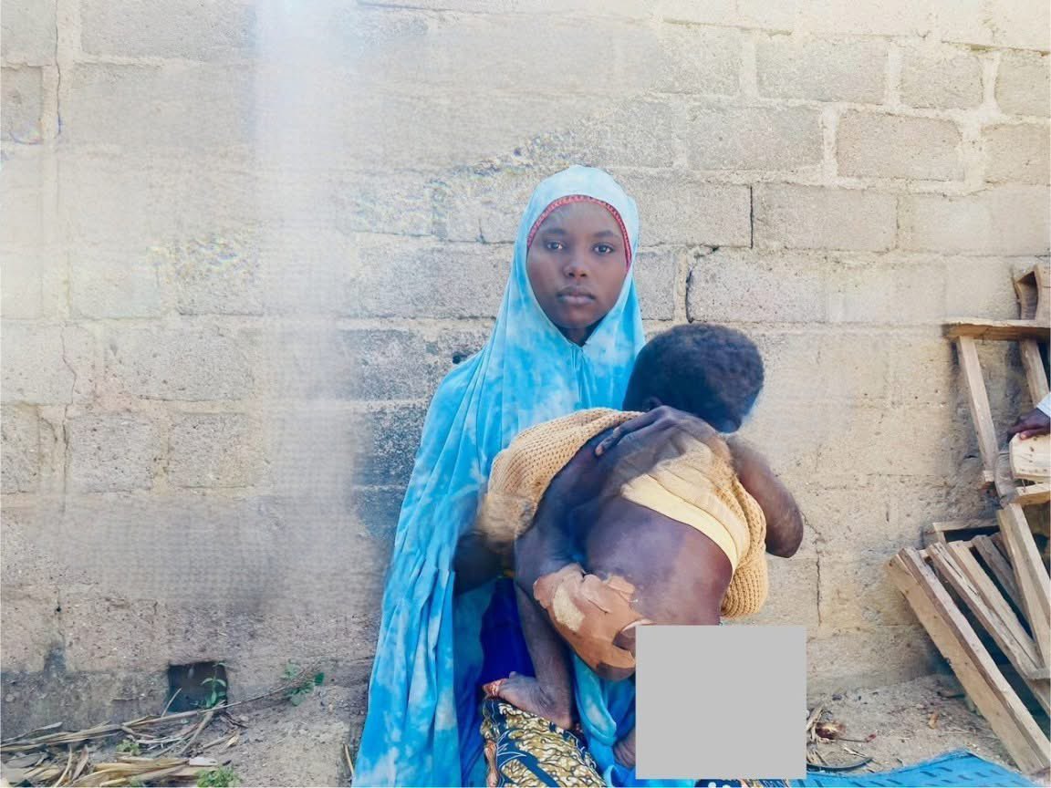 TheICIR's tweet photo. 🚨EXPOSED: The Katsina state government [@KatsinaStateNg] helped the Nigerian Air Force HQ [@NigAirForce] cover up civilian casualties from recent airstrikes. While officials claimed the strikes targeted terrorists, an investigation by #TheICIR reveals that many victims were innocent civilians, including women and children.

Read more: https://t.co/MoOhXz8QPT