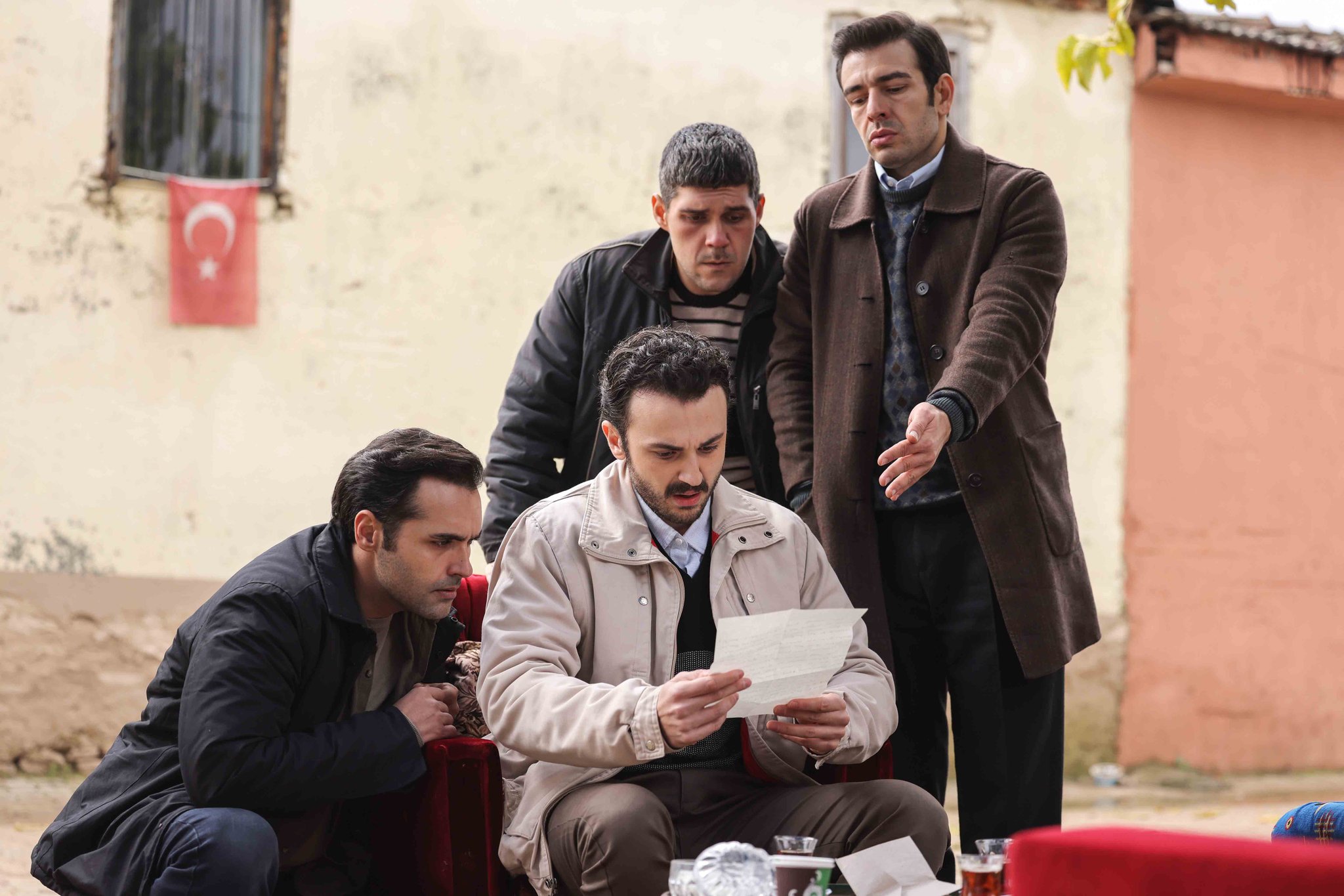 GhZcN7RW0AAyXqt?format=jpg&name=large