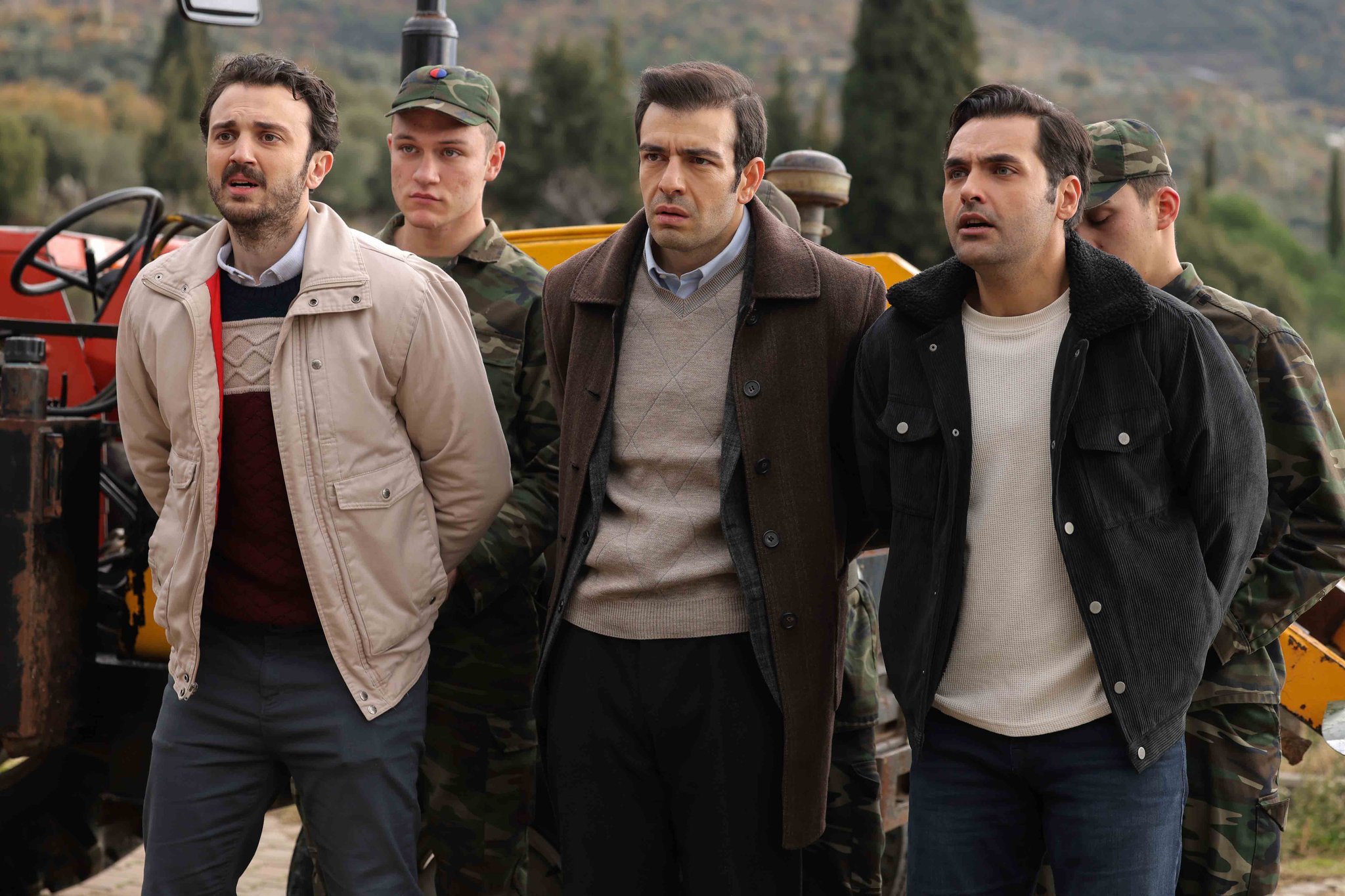 GhZcNygX0AAQrsF?format=jpg&name=large