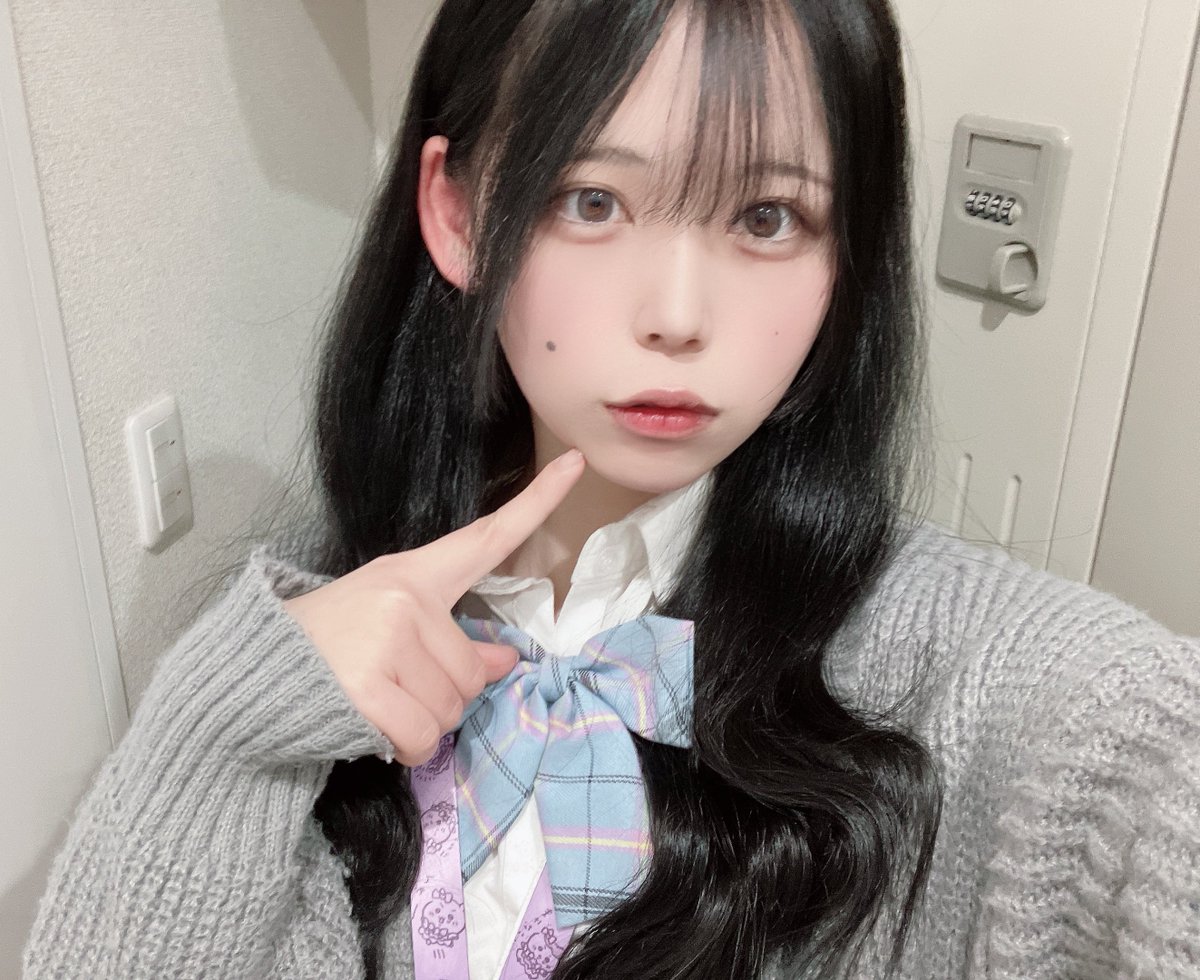 とうこ三ᐠ(   ᐢ ᵕ ᐢ )ᐟ  げんきなたよー！

#アス学