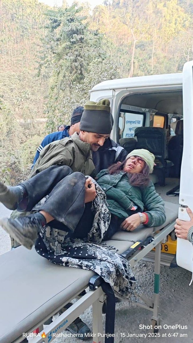 ArvindPathak57's tweet photo. A heartfelt thank you to the #BSF heroes in Meghalaya who went beyond duty to save lives after a car accident. True saviors! 🙌
#CarAccident #DutyBeyondBorders #ceasefire #Hamas #SaifAliKhan #arcane Goodbye #Gaza #Palestine https://t.co/flhtUKusEs