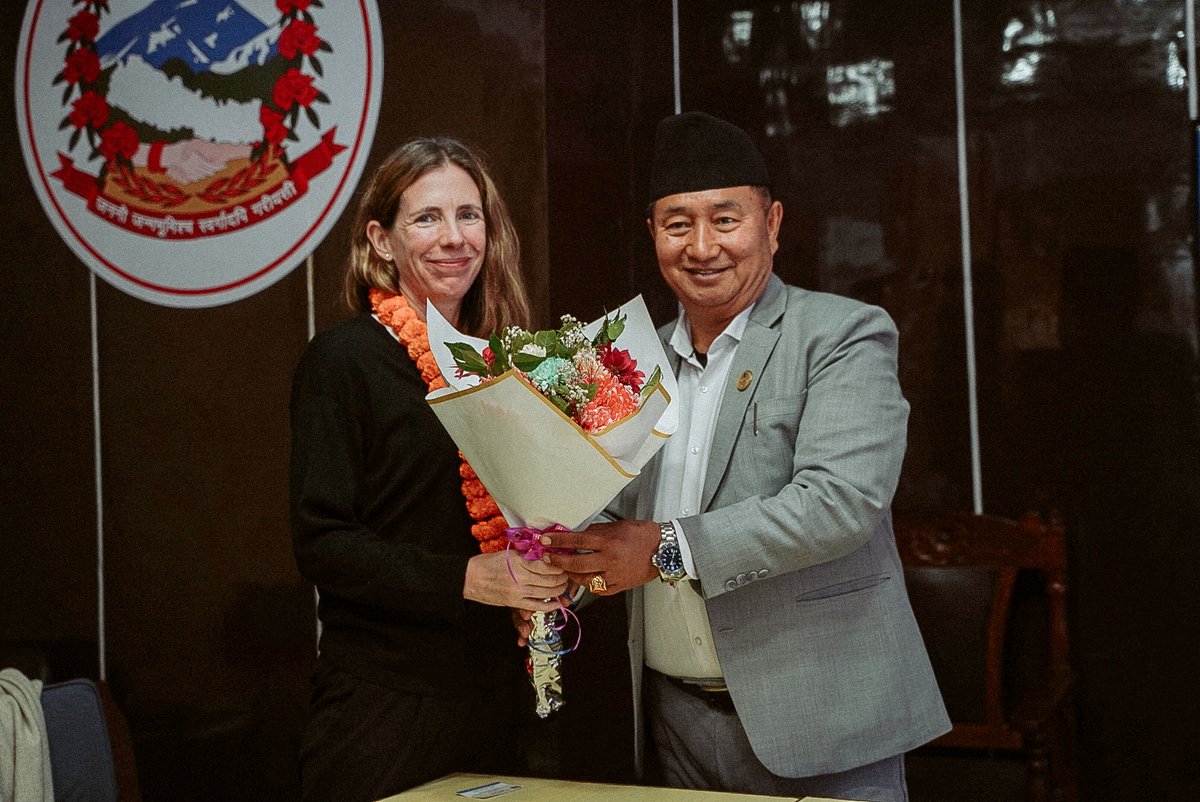 UNDPNepal's tweet image. UNDP, Deputy Director, Bureau Policy &amp;amp; Prog, @f_pickup, met with Bagmati Province's Chief Minister, Hon. Bahadur Singh Lama in #Hetauda today. 

They discussed issues of mutual interest including UNDP’s support to the Govt of🇳🇵in strengthening federalism and governance in #Nepal.