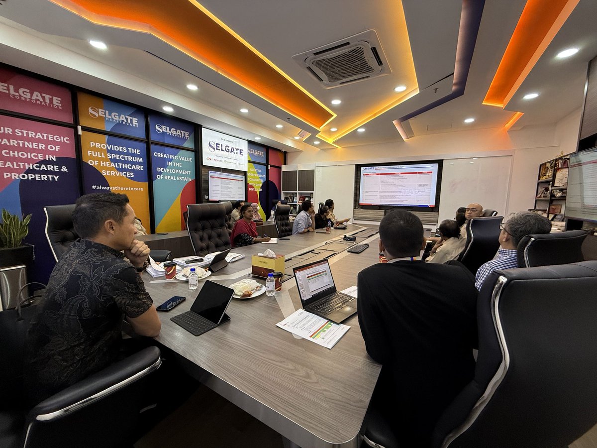 selgategroup's tweet photo. 14 January 2025 – SELGATE recently hosted a Townhall event at our headquarters, bringing together the dedicated doctors from all Selcare Clinic and The KL Clinic branches.
#Selgate #Selcare #SelcareClinic #ExcellenceInHealthcare https://t.co/N9MtmCV2gq