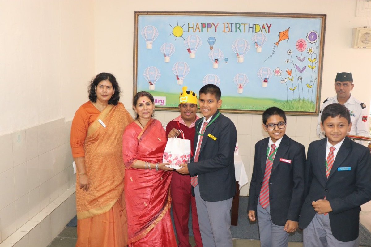 OfficialAwwa's tweet photo. *SPREADING SMILES AND HAPPINESS*
#WeCare
#Asha_Milap
#MrsSunitaDwivedi #PresidentAWWA alongwith Mrs Komal Seth #RegionalPresident #AWWA #SouthernStar on her visit to #AshaSchool #Pune very affectionately engaged with the talented children. She appreciated the efforts of special educators and staff in empowering children with special needs.
#MrsSunitaDwivedi also dedicated the newly prepared “*Silent Room*” to the children_with_special_needs, a facility to provide a calming space for sensory regulation.
The jubilant children from
#APS #Pune also engaged in joint activities with the children of #Asha_School, fostering understanding, empathy and inclusivity. *#AWWA #Asha_Milap programme* is a unique initiative to promote inclusivity and supportive environment for overall development and empowerment of #Children_with_Special_Needs.
#Spreading_Smiles_Happiness
#Motivate_Facilitate_Empower
#InclusiveEducation
@adgpi @westerncomd_IA @NorthernComd_IA @suryacommand @IaSouthern @SWComd_IA @artrac_ia @easterncomd @HQ_IDS_India
@DelhiArea_IA @SpokespersonMoD @DGAFMS_MoD @DIAV20 @NWWA_INDIANNAVY @IAF_AFFWA
@MoHFW_India
@MinistryWCD
@pib_MoSJE @DePwDSCTGP @socialpwds @SMILE_MoSJE