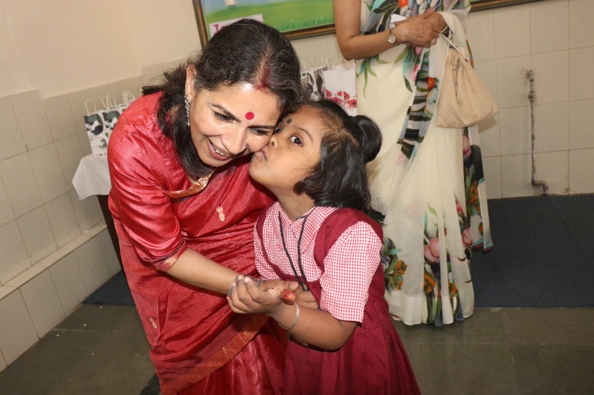OfficialAwwa's tweet photo. *SPREADING SMILES AND HAPPINESS*
#WeCare
#Asha_Milap
#MrsSunitaDwivedi #PresidentAWWA alongwith Mrs Komal Seth #RegionalPresident #AWWA #SouthernStar on her visit to #AshaSchool #Pune very affectionately engaged with the talented children. She appreciated the efforts of special educators and staff in empowering children with special needs.
#MrsSunitaDwivedi also dedicated the newly prepared “*Silent Room*” to the children_with_special_needs, a facility to provide a calming space for sensory regulation.
The jubilant children from
#APS #Pune also engaged in joint activities with the children of #Asha_School, fostering understanding, empathy and inclusivity. *#AWWA #Asha_Milap programme* is a unique initiative to promote inclusivity and supportive environment for overall development and empowerment of #Children_with_Special_Needs.
#Spreading_Smiles_Happiness
#Motivate_Facilitate_Empower
#InclusiveEducation
@adgpi @westerncomd_IA @NorthernComd_IA @suryacommand @IaSouthern @SWComd_IA @artrac_ia @easterncomd @HQ_IDS_India
@DelhiArea_IA @SpokespersonMoD @DGAFMS_MoD @DIAV20 @NWWA_INDIANNAVY @IAF_AFFWA
@MoHFW_India
@MinistryWCD
@pib_MoSJE @DePwDSCTGP @socialpwds @SMILE_MoSJE