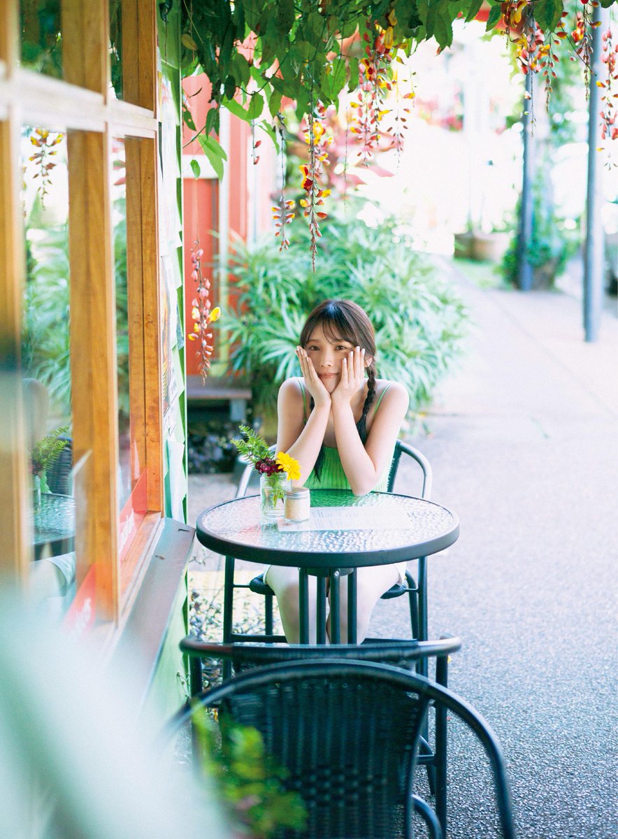 卒業発表の乃木坂46与田祐希 「逃げ水」衣装・黒ドレス・三つ編み姿