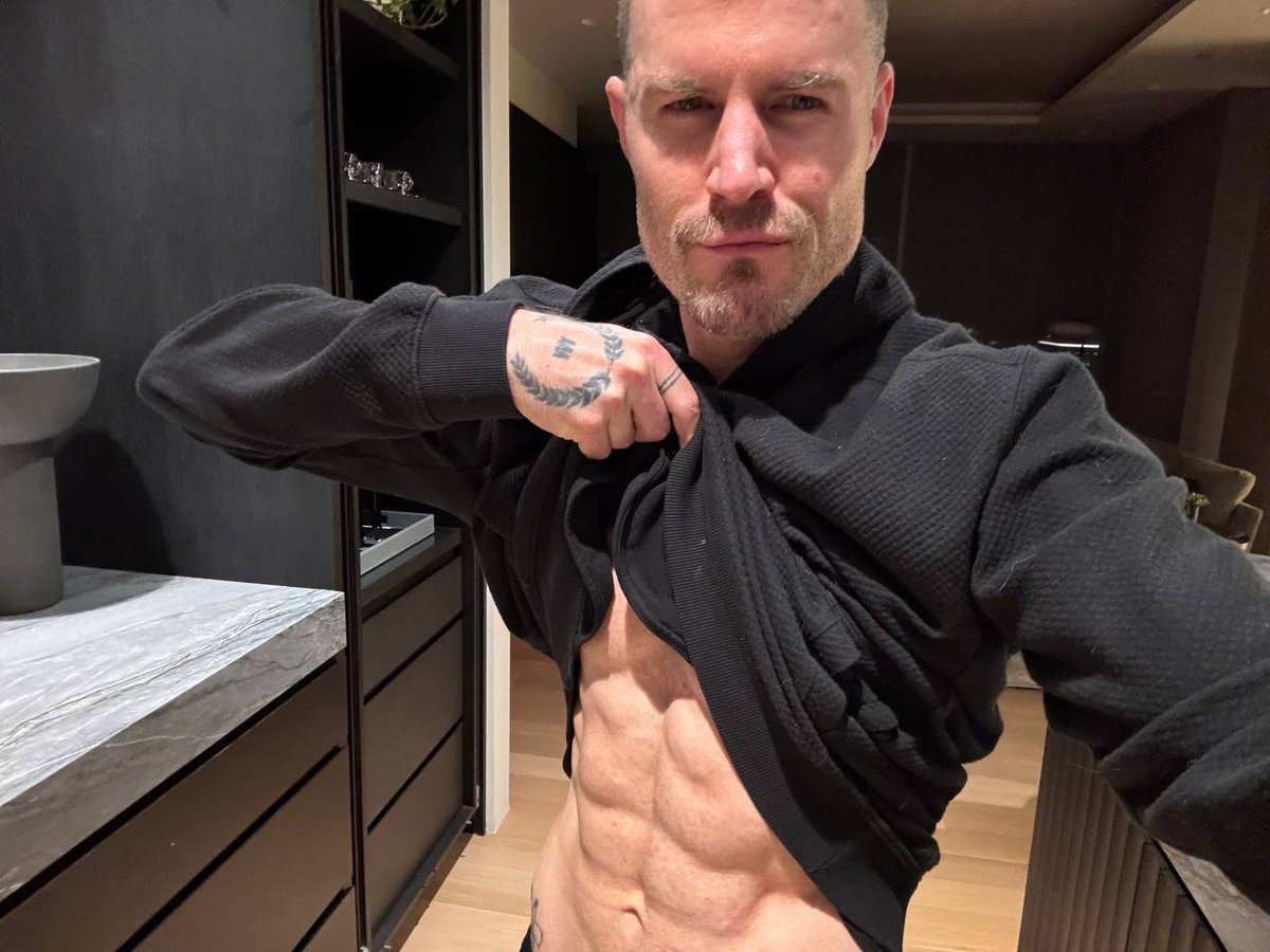 Alex Becker 🍊🏆🥇 tweet media