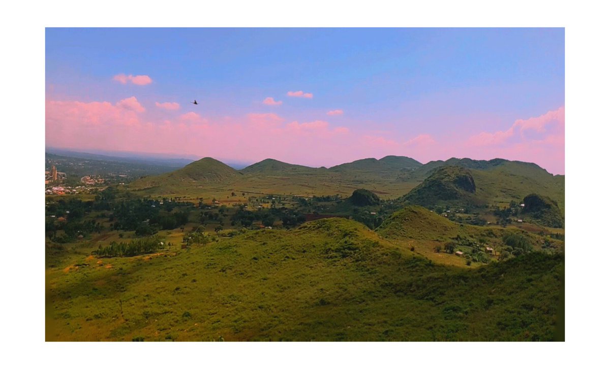 RedefiningTro's tweet photo. Aesthetic ,innit?
Sukulu Hills | Tororo
πΈ; @xander_ochieng
#TororoToTheWorld
#TravelUganda
#VisitTororo https://t.co/dURwE0nTRG