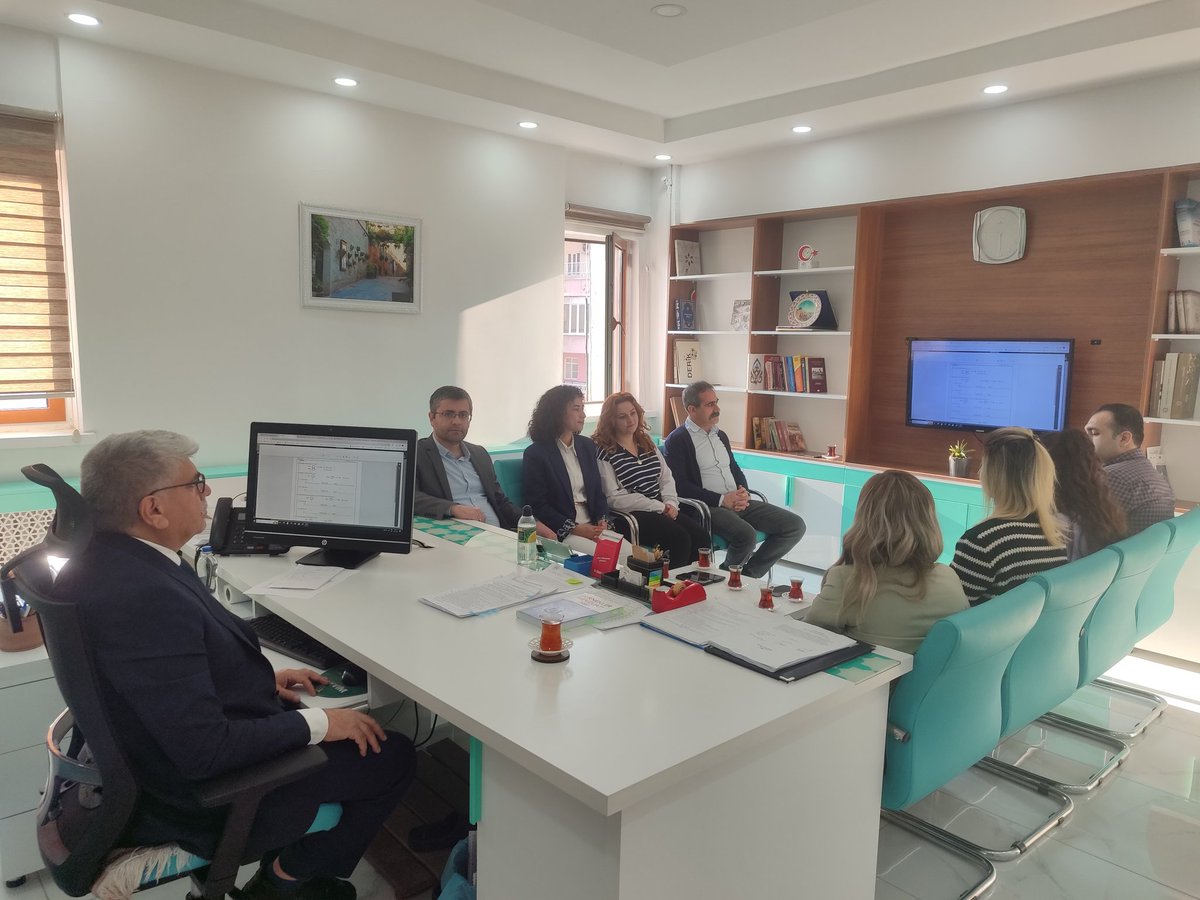 2025 yılı Yıllık Eğitim Planı doğrultusunda Hizmet İçi Eğitim/Mesleki Gelişim Eğitimleri kapsamında; "Derneklerin Beyanname vermesi ve kontrolü konusunda" kurum personellerine Eğitim verildi.<a href="/icisleri_egitim/">İçişleri Bakanlığı Eğitim Dairesi Başkanlığı</a> <a href="/Mardin_Valiligi/">Mardin Valiliği</a>