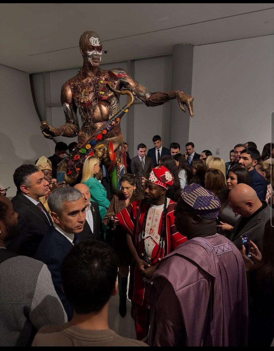 AmodaOgunlere's tweet photo. Abami Eda - Fela Anikulapo Kuti done by Dotun Popola @dotunpopoo is one of Nigerians' finest sculptors

He uses scrap metal materials majorly for his work. He is known for transforming thrash into treasure

This sculpture is currently displayed at Heydar Aliyev Centre in Azerbaijan 🇦🇿