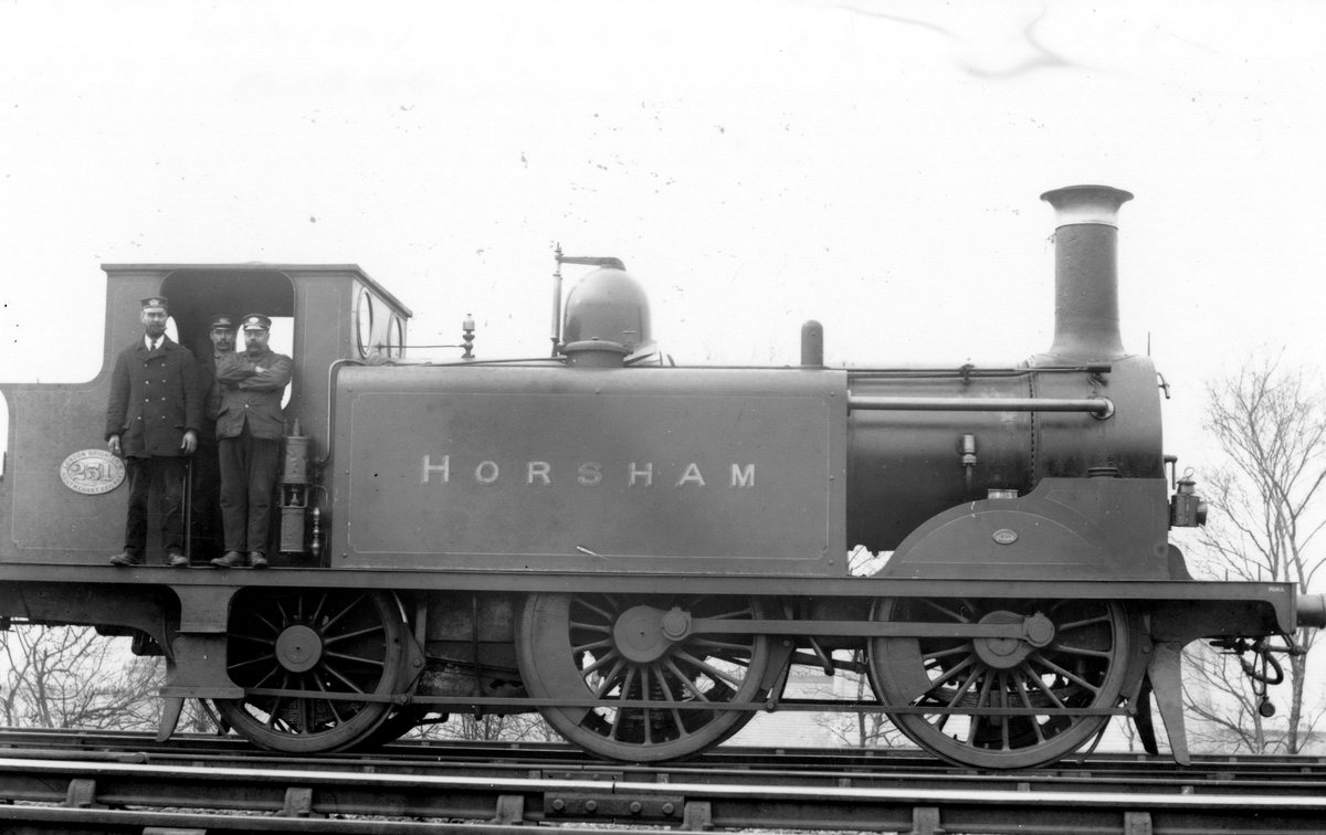 We love this photo of the engine 'Horsham' for #ThrowbackThursday, but we'd like to know more information! Can anyone shed any light on its history (we think the picture dates from the 1940s)? #HorshamMuseum