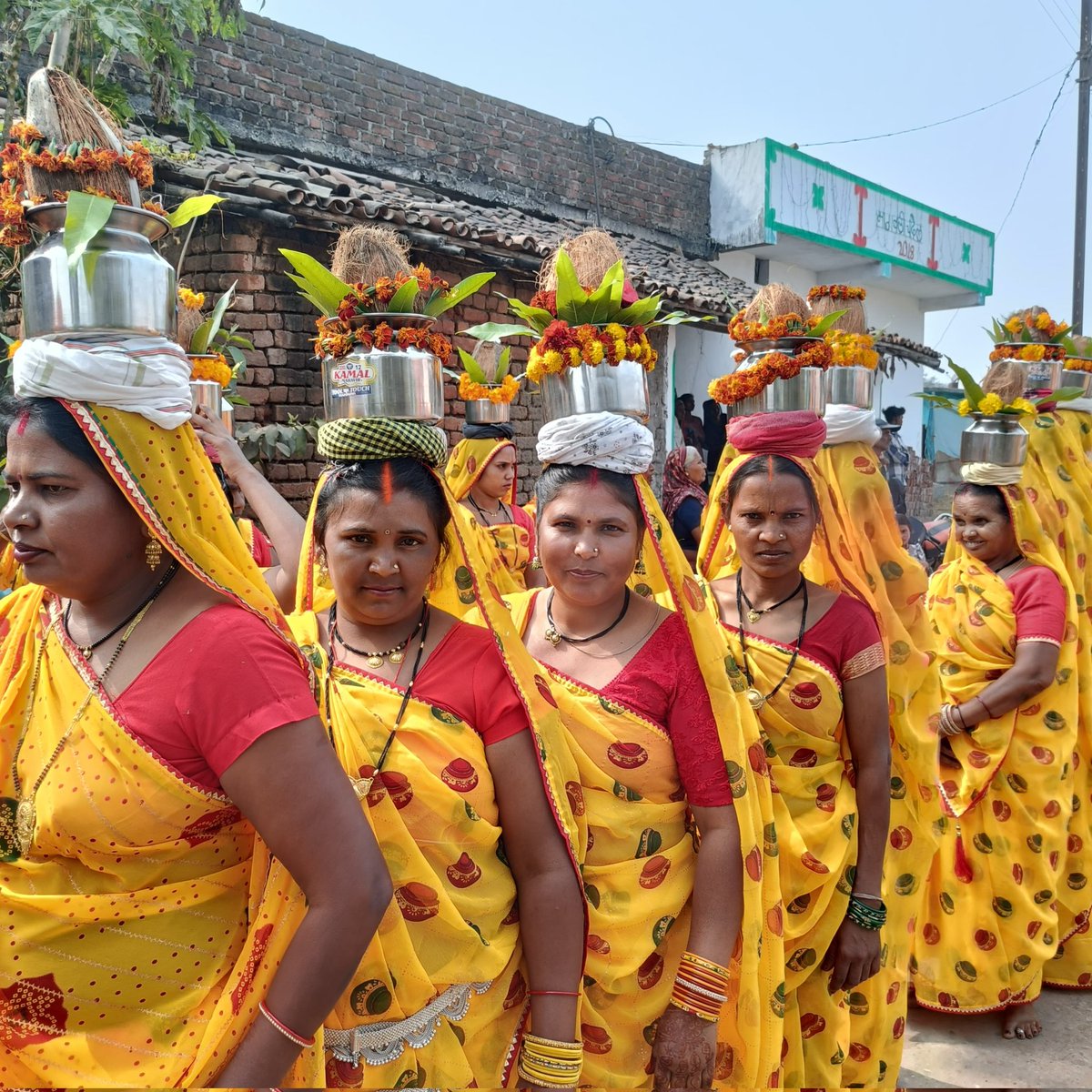 sahu_devhuti's tweet photo. You belong a certain community, you belong to certain rituals, you free with people you bound with people, they are your strengths they are your root #rituals #community https://t.co/HKpX103MH9