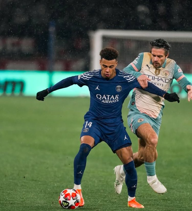 DOUE_FR's tweet image. « 𝗨𝗻𝗲 𝘃𝗶𝗰𝘁𝗼𝗶𝗿𝗲 𝗱𝗲 𝗰𝗮𝗿𝗮𝗰𝘁𝗲̀𝗿𝗲 !
𝗕𝗿𝗮𝘃𝗼 𝗮̀ 𝗹’𝗲́𝗾𝘂𝗶𝗽𝗲 𝗲𝘁 𝗺𝗲𝗿𝗰𝗶 𝗮̀ 𝘃𝗼𝘂𝘀 𝗽𝗼𝘂𝗿 𝗰𝗲𝘁𝘁𝗲 𝗮𝗺𝗯𝗶𝗮𝗻𝗰𝗲 𝗶𝗻𝗰𝗿𝗼𝘆𝗮𝗯𝗹𝗲 🔥

#Whatafeeling »

📲 Désiré Doué 🇫🇷 sur Instagram