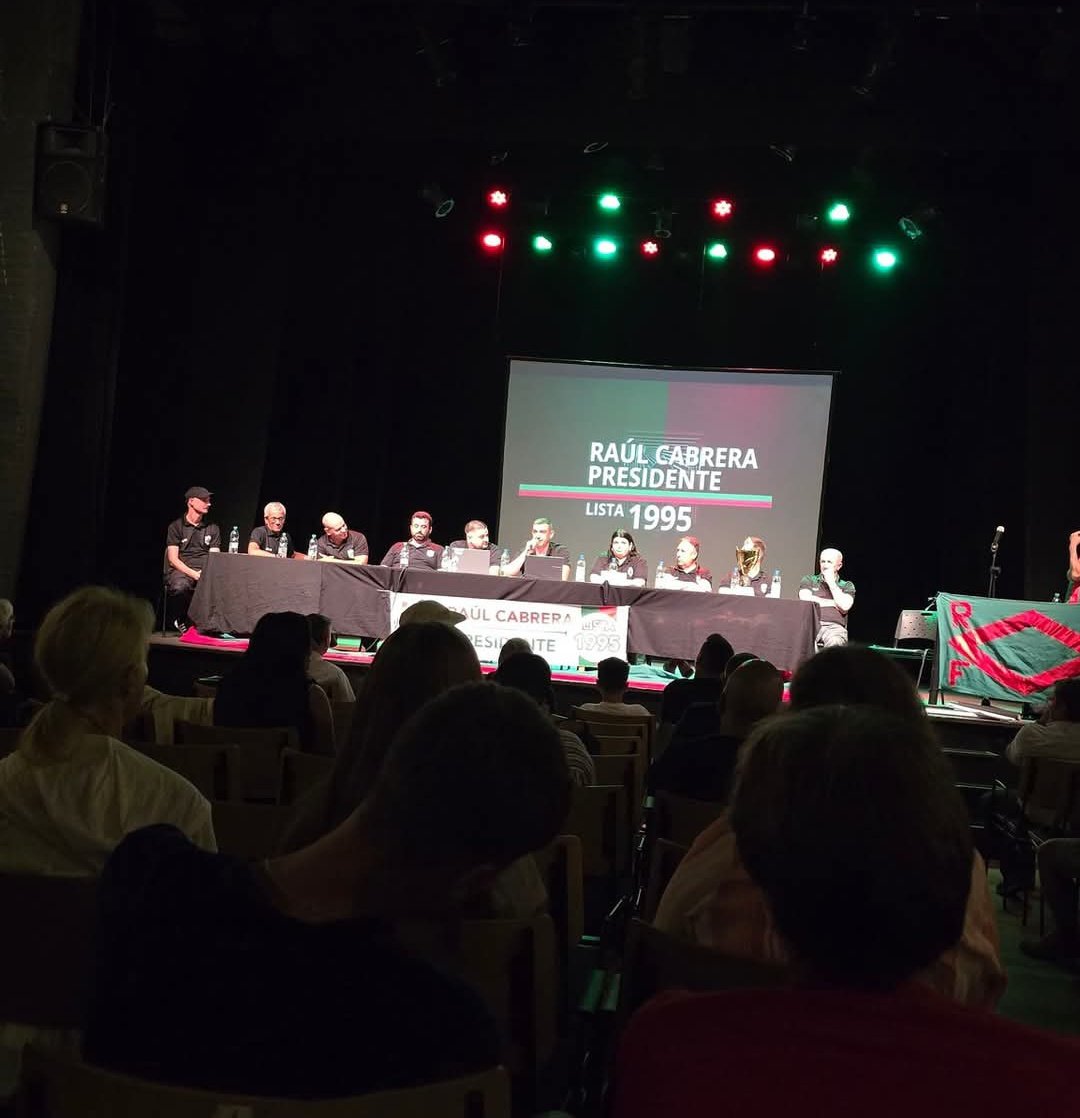 El pasado martes, además de presentar a los integrantes de nuestra lista, cada uno profundizó sobre algunas de las propuestas de nuestro equipo de trabajo, aclarando dudas y señalando que estaremos siempre abiertos a trabajar en conjunto con la SAD para alcanzar los  objetivos.