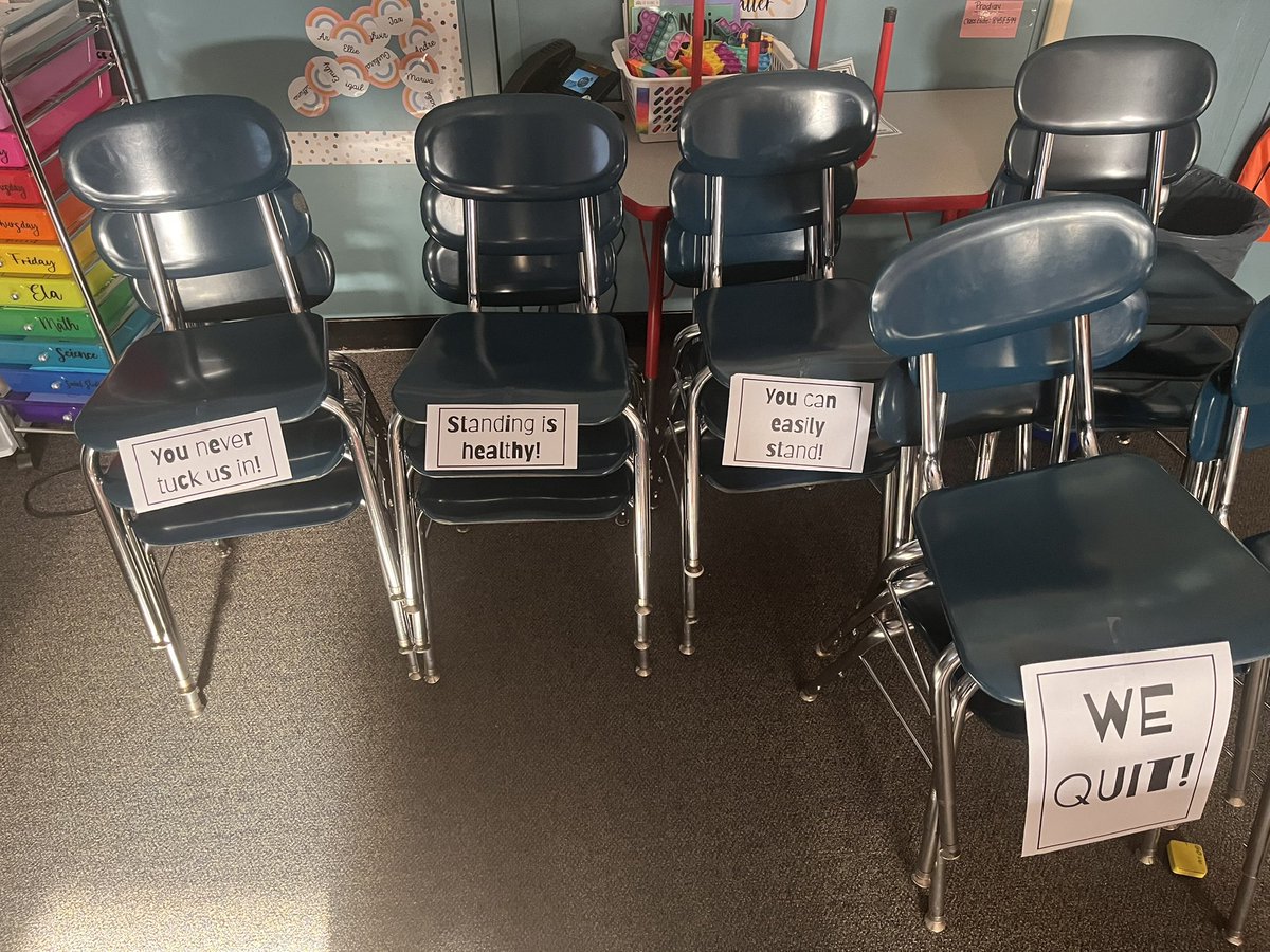 MrsOmilian's tweet photo. Today the chairs quit! Students used their knowledge of opinion writing to write a persuasive essay to convince their chairs to come back to work!📝 @PrincipalKWayne @1WarrenCoNJDOE https://t.co/sfWlRSzcOd