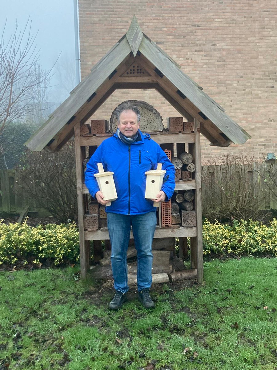 vogelnestkasten opgehangen bij SOF oene-info.nl/vogelnestkaste…