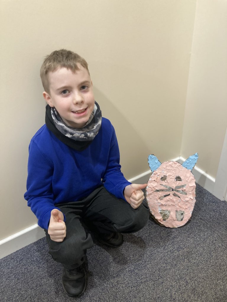 latimerprimary's tweet photo. We’ve finished! #6VC had fun designing and creating a 2D image and then used upscaling techniques to turn that image into a 3D model. We used collaging instead of traditional paints to include colour. #LatimerArt 🎨🧑🎨 https://t.co/erz4Z6ezp4