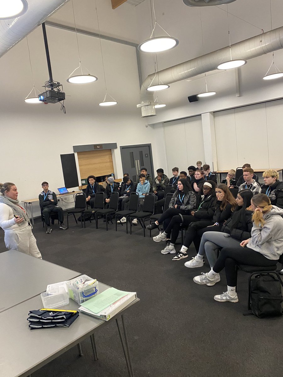 Coventry College Level 1&amp;2 Uniform Service, learning the repercussions of their decisions from #raeanne #Precious Lives. Sharing her experiences of life. Powerful! 🙏Personal Development 
<a href="/coventrycollege/">Coventry College</a> 
<a href="/KellySarahDavis/">Kelly Sarah Ward</a> 
<a href="/CoventryPublic/">Coventry College Sport & Uniformed Public Services</a> 
<a href="/GemKnott/">Gemma Knott MBA</a> 
<a href="/Nataliecoxsns/">Natalie Cox</a> 
<a href="/WMPolice/">West Midlands Police</a>