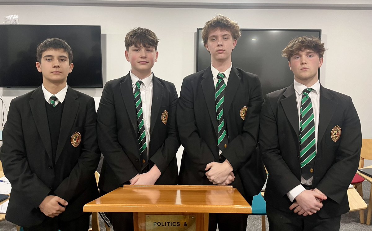 HaywoodsHouse's tweet photo. Congratulations to @rushebrookes and @HaywoodsHouse for a hugely enjoyable and fiercely contested junior Interhouse debate. Both teams were outstanding! Thank you to all the staff and pupils for their support #Interhousedebating #thinkingonyourfeet #workingtogether https://t.co/dpVkzFSJH8